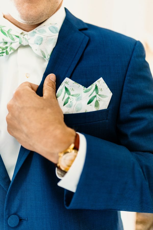 grooms attire blue suite