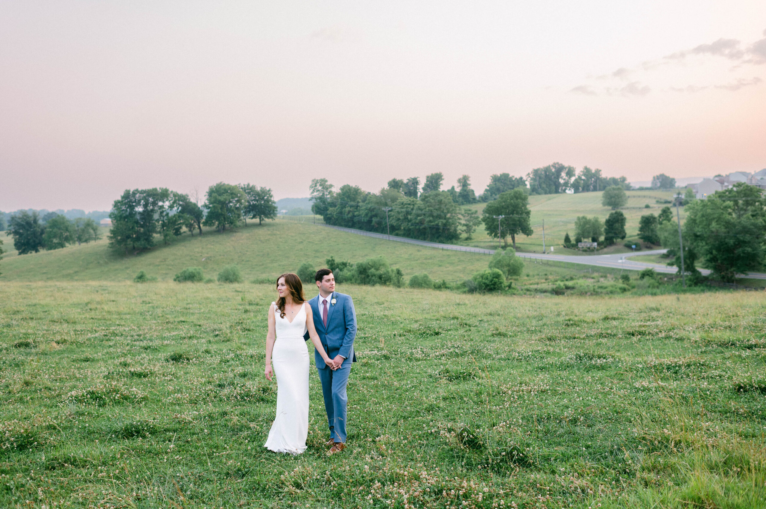 sunset wedding photo of bride and groom in Loudoun County Virginia
